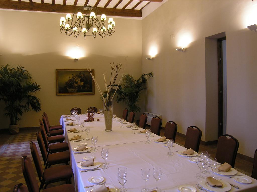 Hotel Convento De Santa Clara Alcázar de San Juan Restaurante foto